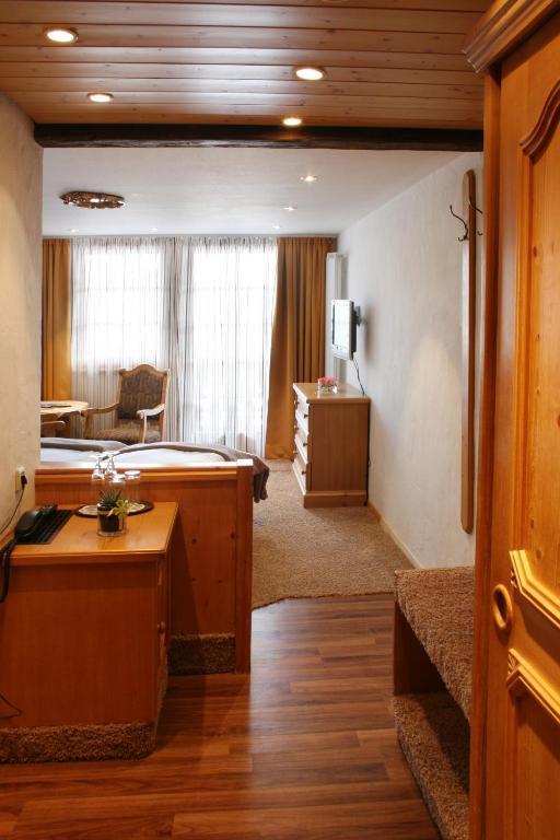Hotel Adler Baerental Фельдберг Номер фото